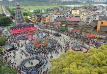 Cina: il Festival di Sama nel villaggio Dong celebra l’eroina del gruppo etnico locale (2)