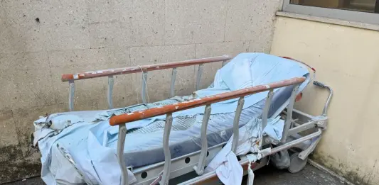 Paziente dà fuoco ad una barella, incendio al pronto soccorso dell’Ospedale Policlinico San Martino di Genova