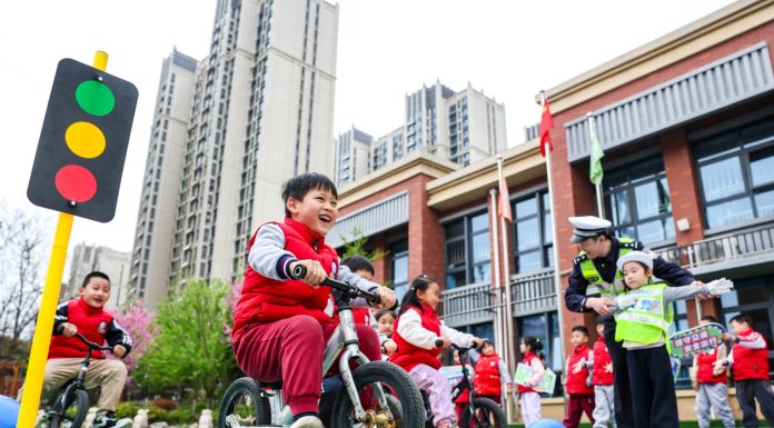 Cina celebra Giornata nazionale di educazione a sicurezza per studenti (3)