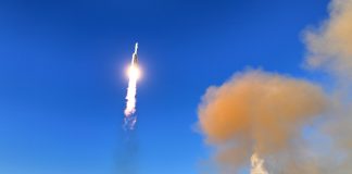 Cina: lanciati tre nuovi satelliti in orbita (2)