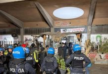 Sgombero a Catania un immobile del comune occupato abusivamente