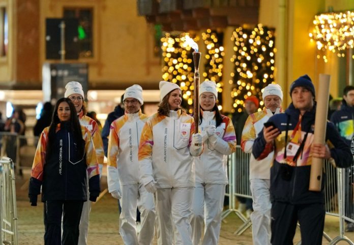 c8d73e7a-01dc-4842-a603-051af47aa48a