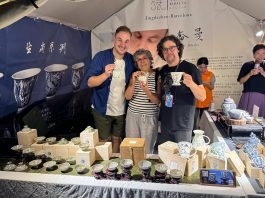 Cina: Jingdezhen, artista spagnolo fonde arte ceramica cinese e spagnola (1)