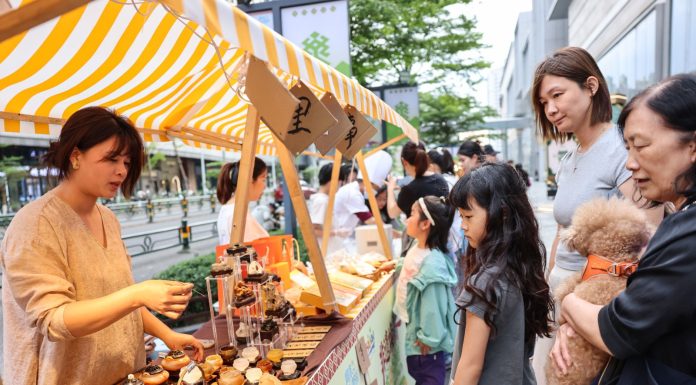 Cina: ad Hainan il mercato dedicato al patrimonio culturale immateriale (1)