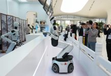 Cina: robot umanoidi protagonisti al Zhongguancun Forum 2026 (2)