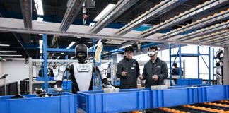 Cina: Qingdao Data Training Center addestra robot umanoidi per vita domestica (2)