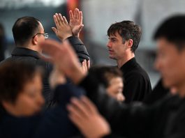 Cina: Henan, cittadini stranieri si allenano nel Taijiquan (1)