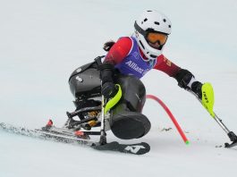 Paralimpiadi: la cinese Zhang Wenjing vince l’oro nello slalom sitting femminile a Cortina (2)