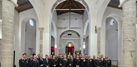 Il Generale Domizi consegna Medaglie Mauriziane al Comando Legione Carabinieri Sicilia