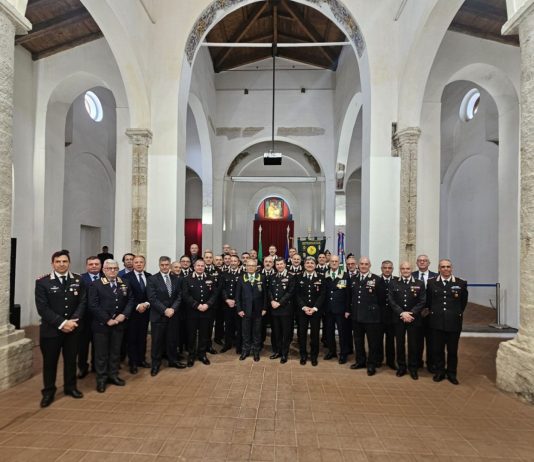 Il Generale Domizi consegna Medaglie Mauriziane al Comando Legione Carabinieri Sicilia