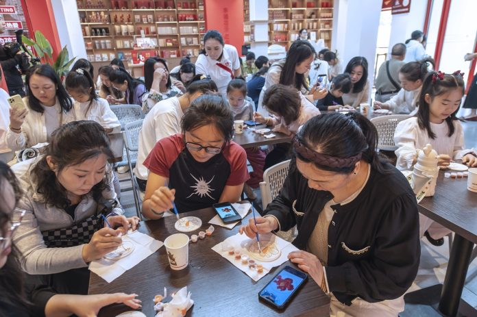 #CHINA-INT'L WOMEN'S DAY-CELEBRATIONS (CN)