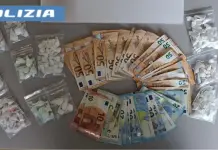 Blitz della Polizia a Roma nella filiera della droga “a due”, 4 arresti a Tor Bella Monaca