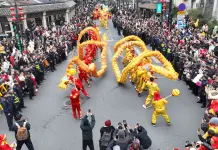 Cina: celebrazioni per Festival delle lanterne (2)