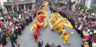 Cina: celebrazioni per Festival delle lanterne (2)