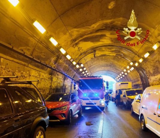 Maxi tamponamento sull’A20 Messina-Palermo, coinvolti 80 veicoli