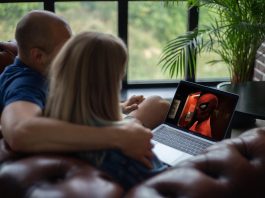 Piattaforme online, come cambia l’intrattenimento digitale tra streaming, social e gaming video streaming