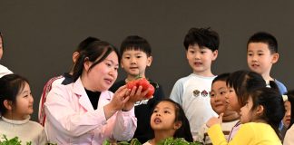 Cina: le scuole organizzano attività per la Giornata mondiale della salute (1)