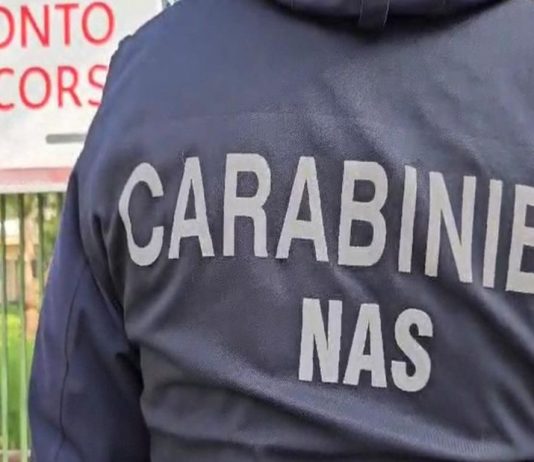 Taranto, scoperto un sistema parallelo per saltare le liste d’attesa: licenziato un medico