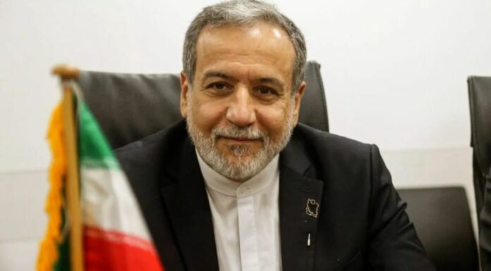 Iran, Araghchi “Non stiamo negoziando con gli Stati Uniti”
