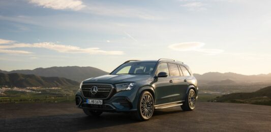 Nuova Mercedes-Benz GLS, comfort evoluto e tecnologia integrata