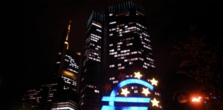 Bce, tassi fermi ma conflitto in Mo frena crescita e rilancia l’inflazione