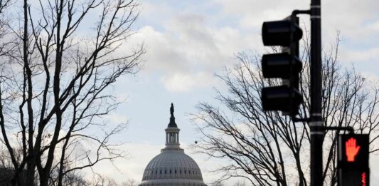 La Cina chiede stop delle operazioni militari in Iran dopo il discorso di Trump