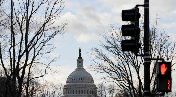 La Cina chiede stop delle operazioni militari in Iran dopo il discorso di Trump