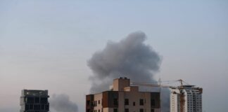 Esplosioni a Teheran e in altre città dell’Iran, risposta missilistica su Tel Aviv