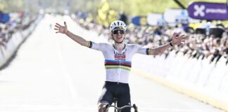 Pogacar vince il Giro delle Fiandre, Van der Poel ed Evenepoel sul podio