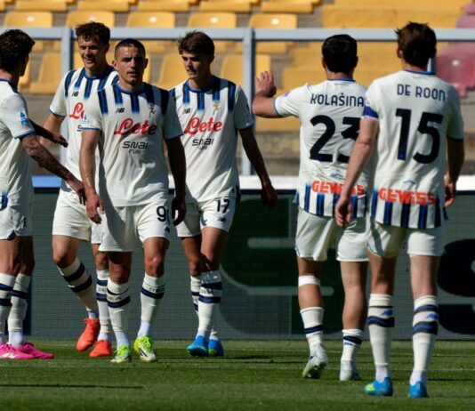 L’Atalanta vince a Lecce e accorcia su Como e Roma