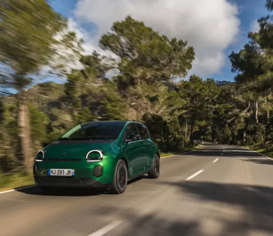 Renault Twingo E-Tech Electric arriva nelle concessionarie