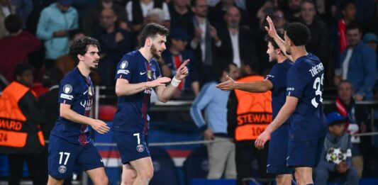 Douè e Kvaratskhelia stendono il Liverpool: il Psg vince 2-0