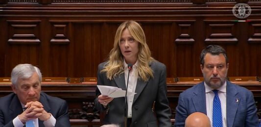 Iran, Meloni “A un passo da punto non ritorno, perseguire prospettiva pace”