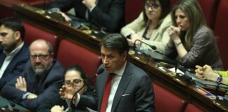 Conte “Quattro anni zero riforme, Italia in braghe di tela”