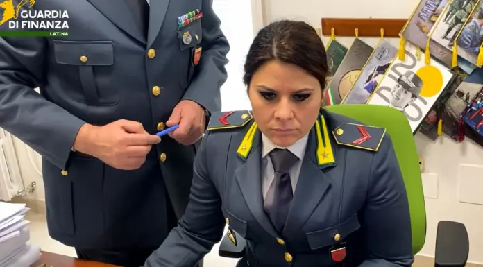 Sequestrato portale di e-commerce, vendeva grandi marchi taroccati