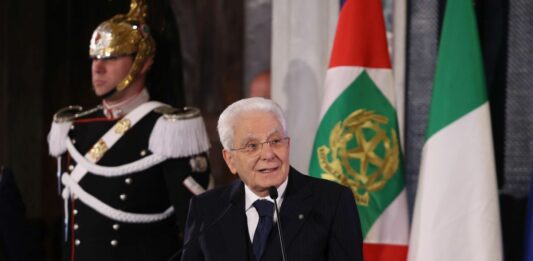 Mattarella “Grati a Polizia, impegno contro soprusi e violenza”