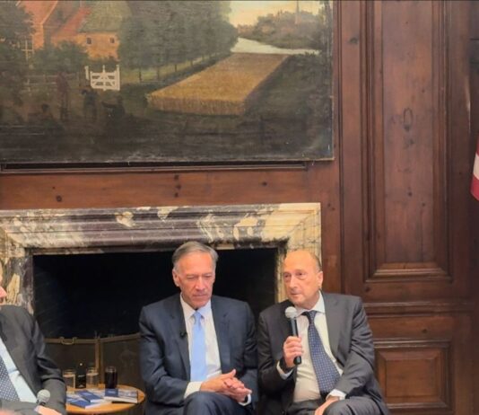 Fondazione Magna Grecia, consegnato a New York a Mike Pompeo il premio John Marchi