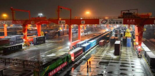 China Railway Express, boom di viaggiatori per la rotta transcaspica Xìan-Baku