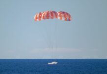 Artemis 2 missione compiuta, Orion è tornata sulla Terra