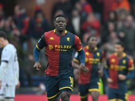 Il Genoa batte 2-1 il Sassuolo nel finale e vede la salvezza