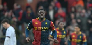 Il Genoa batte 2-1 il Sassuolo nel finale e vede la salvezza