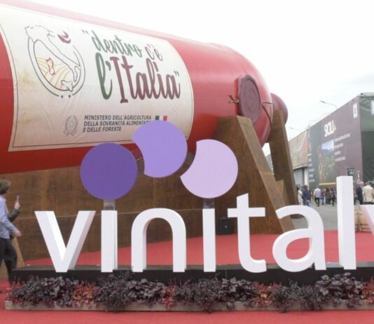 Vinitaly, Lollobrigida “Il vino racconta i nostri territori”