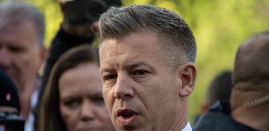 Elezioni Ungheria, vince Magyar “Orban si è congratulato per la nostra vittoria”