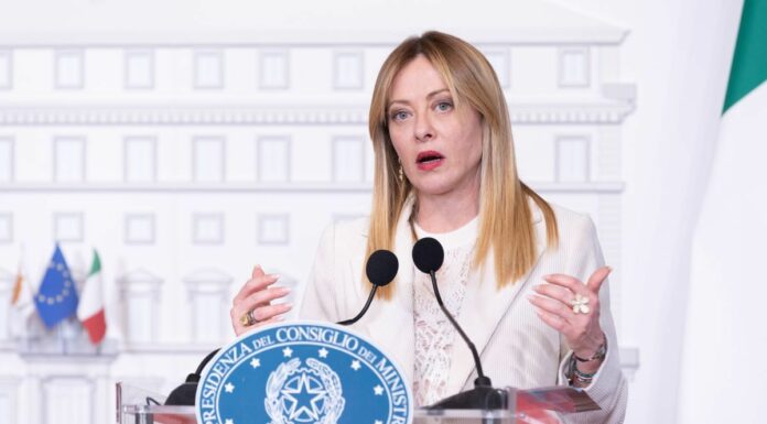 Meloni “Sospeso il rinnovo automatico dell’accordo sulla Difesa con Israele”