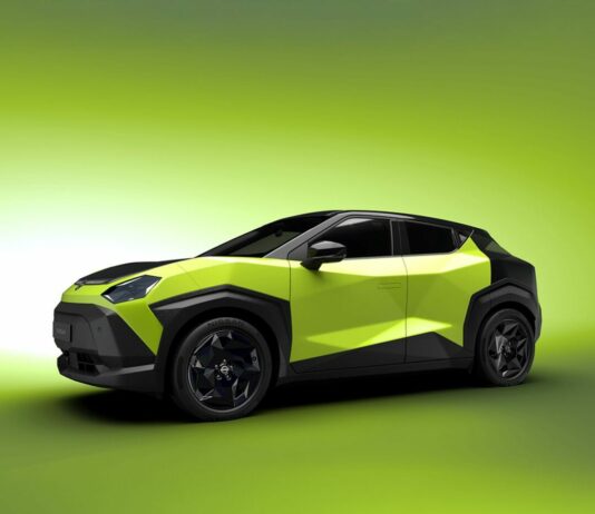 Nissan presenta il nuovo Juke 100% elettrico