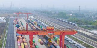 Cina, commercio estero in aumento del 15% nel primo trimestre