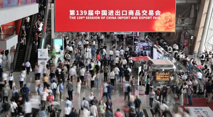 Cina, record di imprese partecipanti alla Fiera di Canton