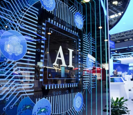 Rapporto Stanford, Cina in testa per pubblicazioni e brevetti sull’IA