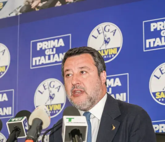Salvini “Ue sorda e assente, bisogna cambiare regole”