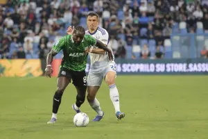 Volpato e Nzola condannano il Como, Sassuolo vince 2-1